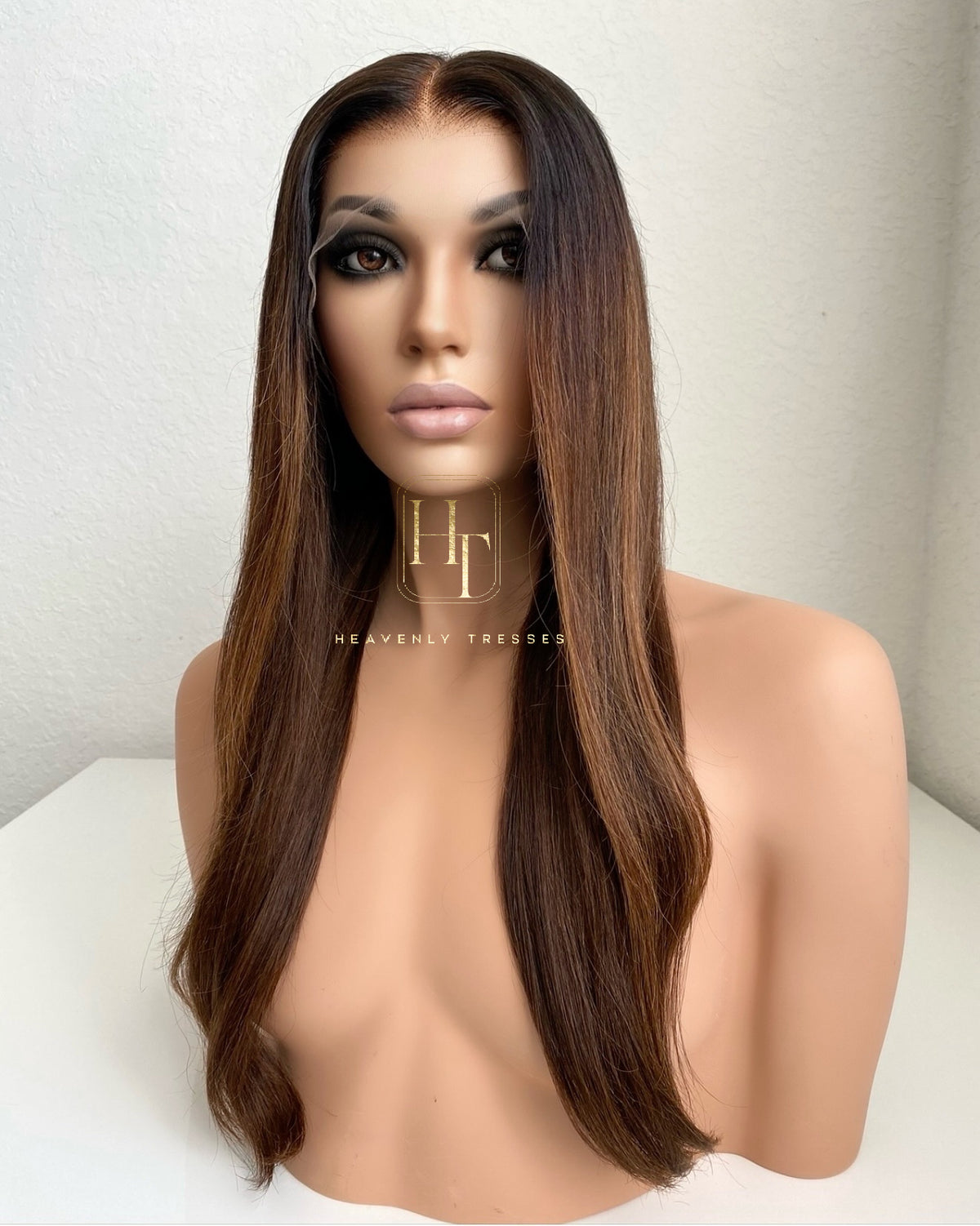 THE HOLIDAY EDIT: #4 "Mia "Limited Edition