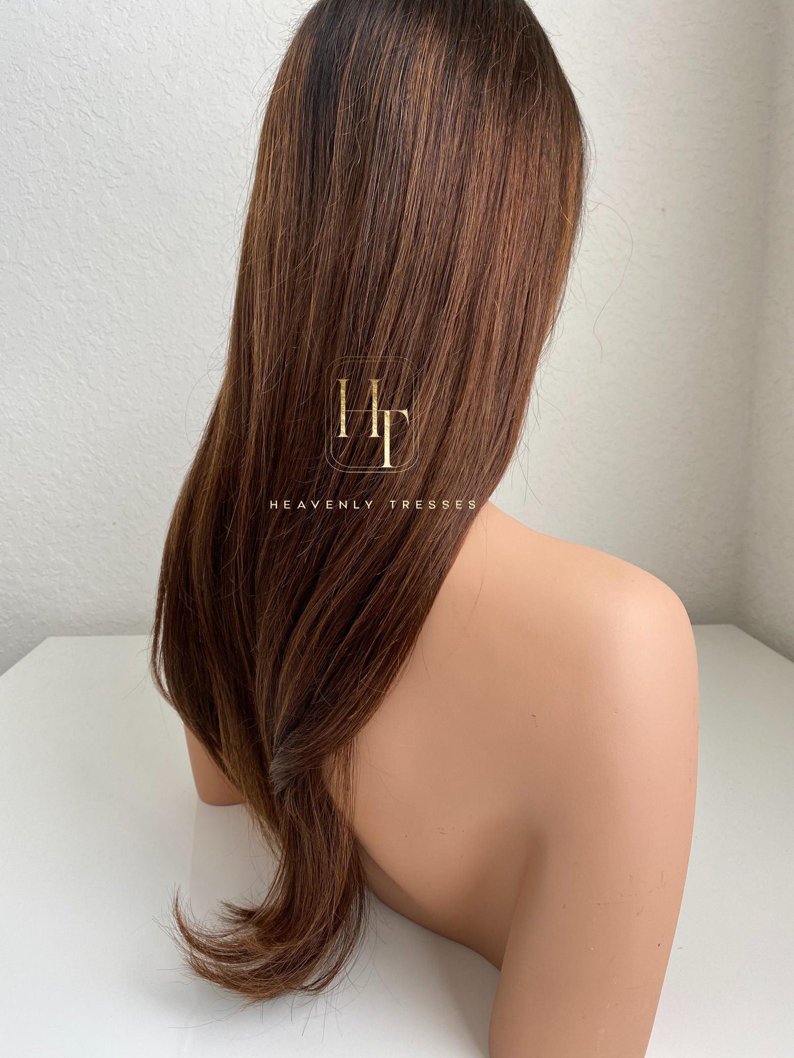 THE HOLIDAY EDIT: #4 "Mia "Limited Edition